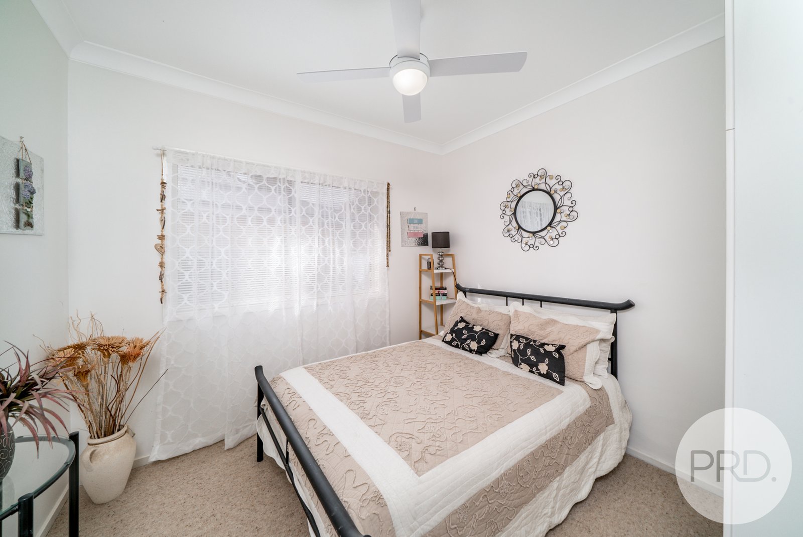 40 Balmoral Crescent LAKE ALBERT 11