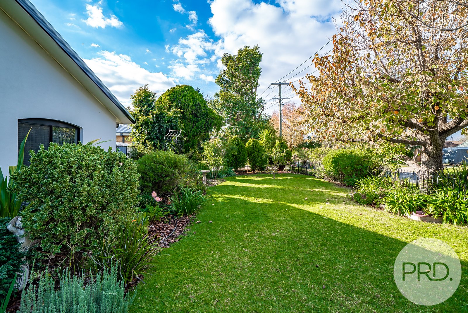 40 Balmoral Crescent LAKE ALBERT 16