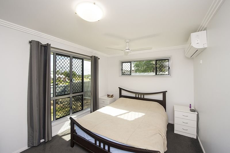 40 Bauhinia Street BOYNE ISLAND 10