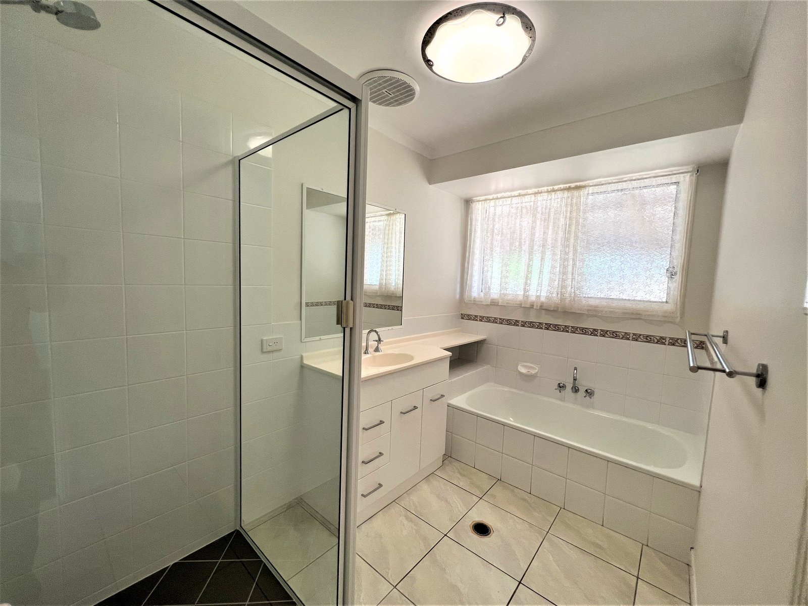 40 Beltana Drive BOYNE ISLAND 7