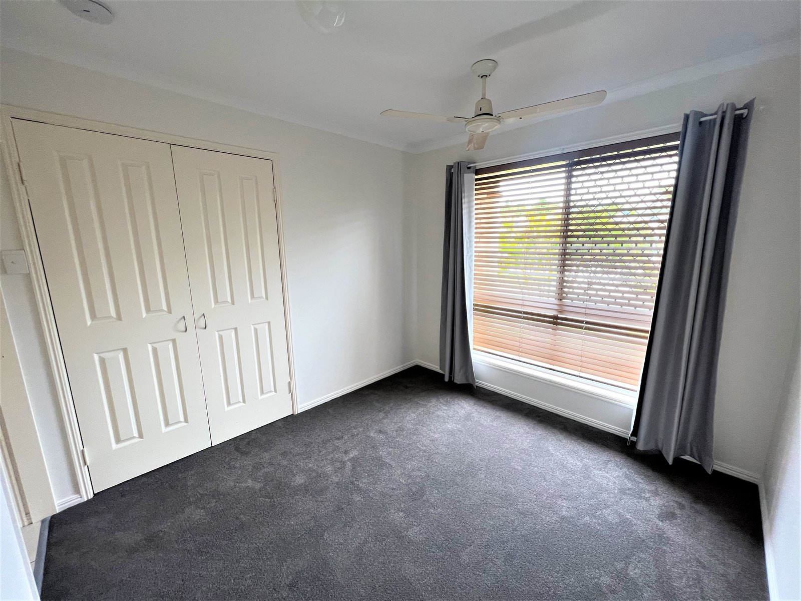 40 Beltana Drive BOYNE ISLAND 8