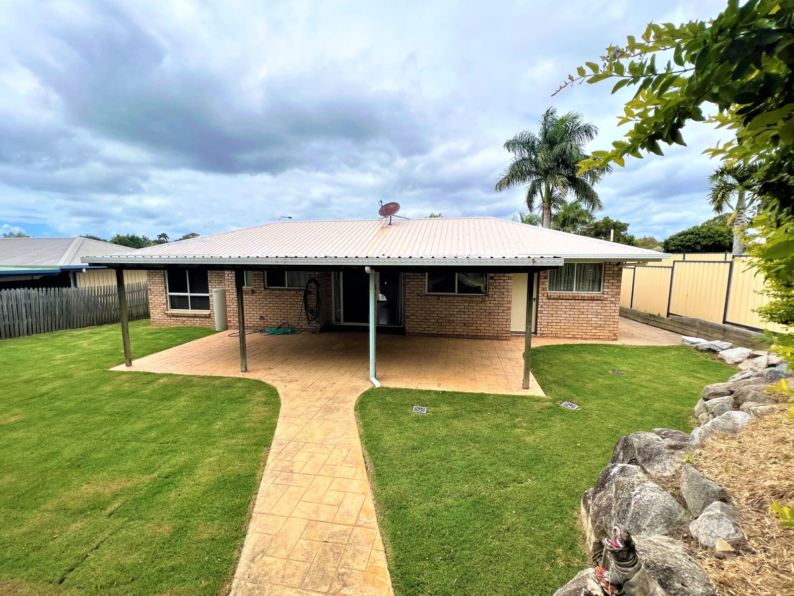 40 Beltana Drive BOYNE ISLAND 14