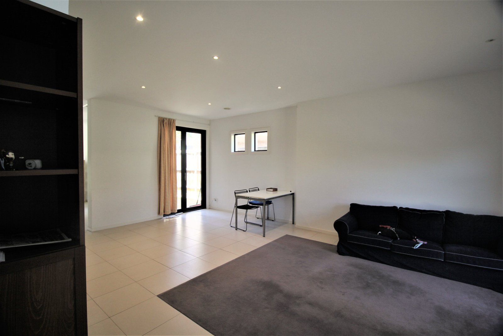 Gallery: 40 Botanic Drive