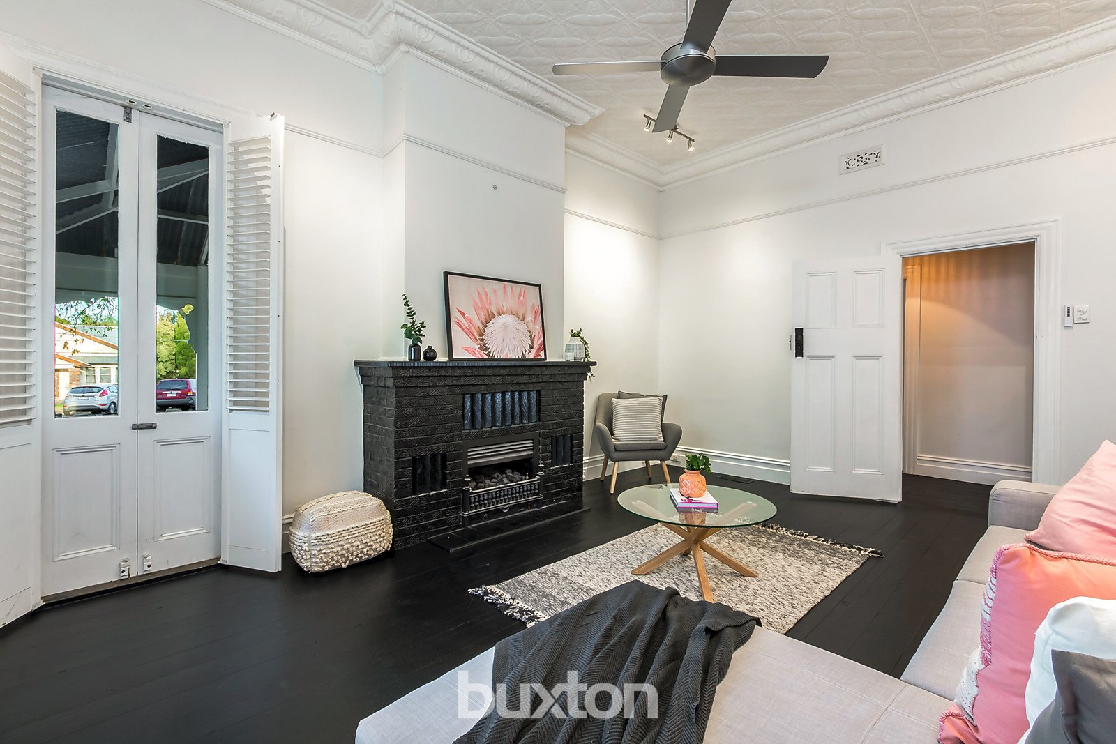 Gallery: 40 Bourke Crescent