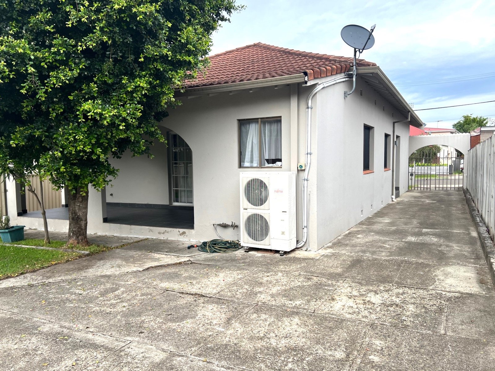 40 Bowns Road KOGARAH 9