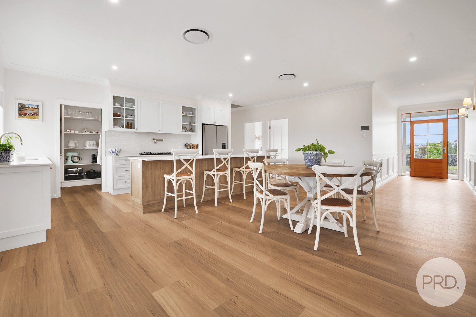 40 Burgess Lane TAMWORTH 5