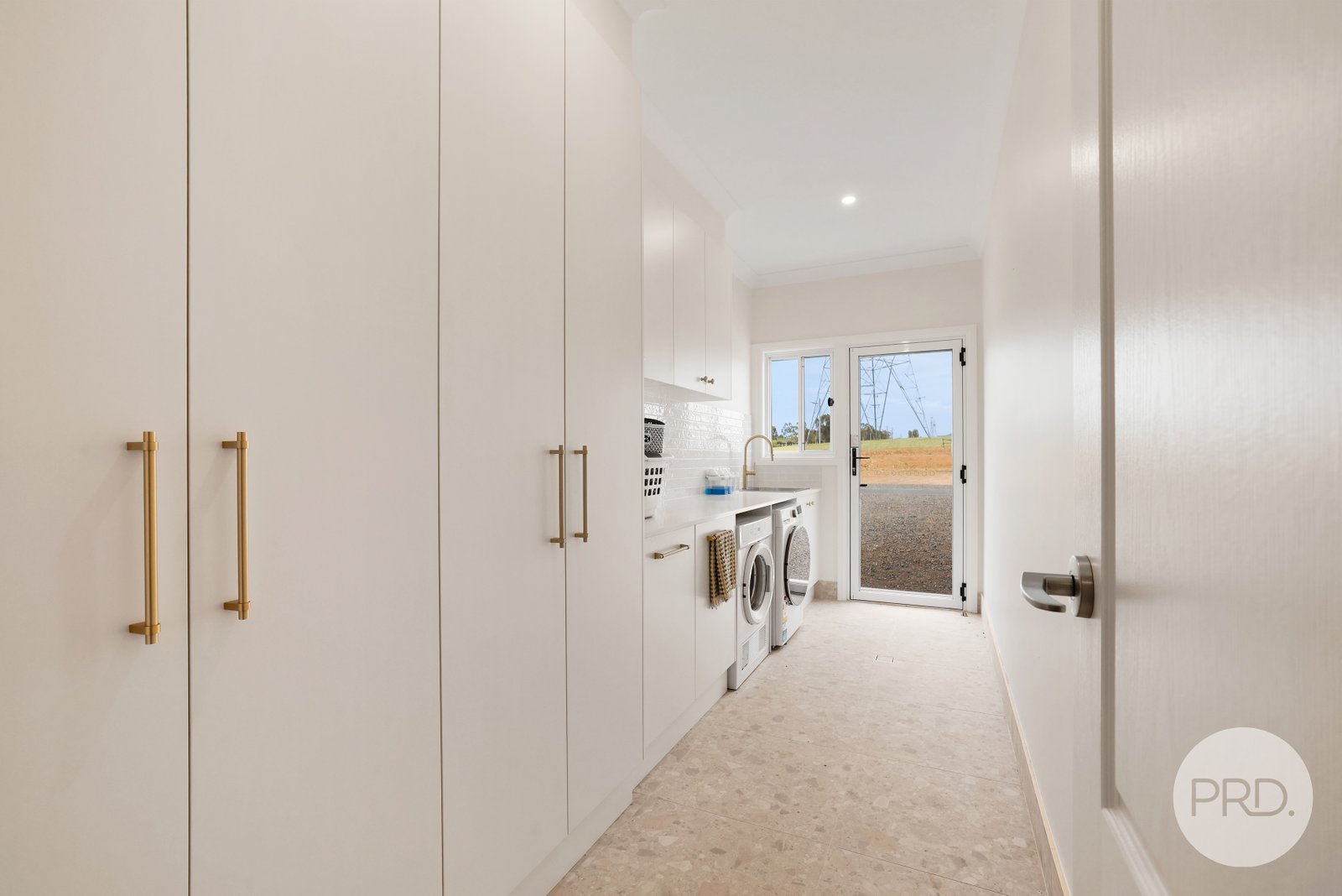 40 Burgess Lane TAMWORTH 14