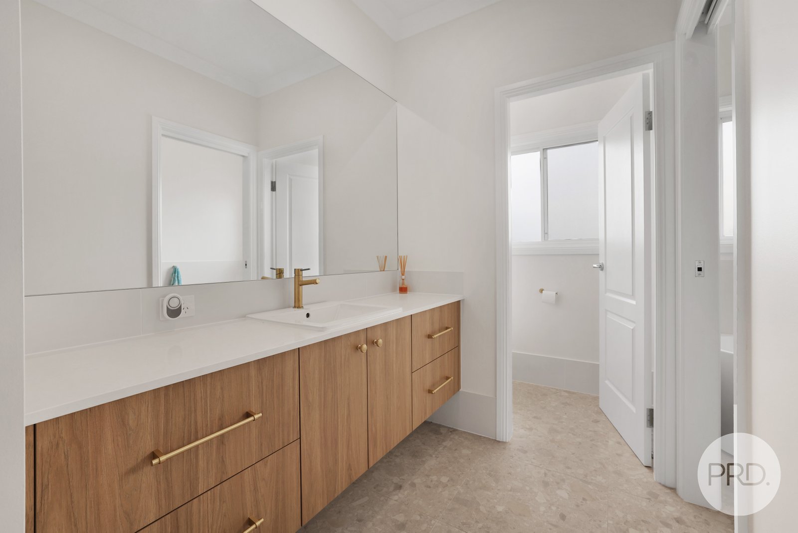 40 Burgess Lane TAMWORTH 20