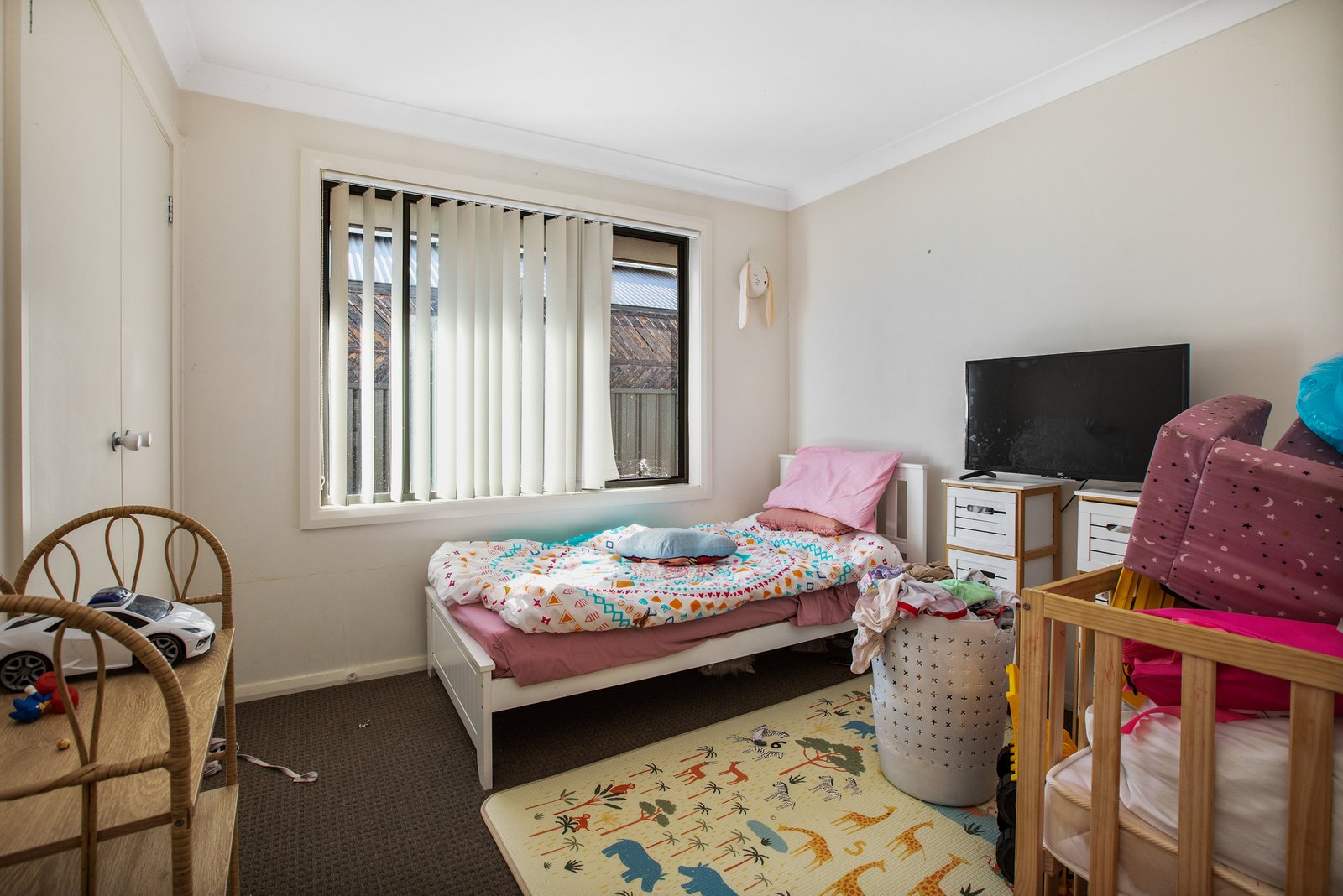 40 Cagney Road RUTHERFORD 13