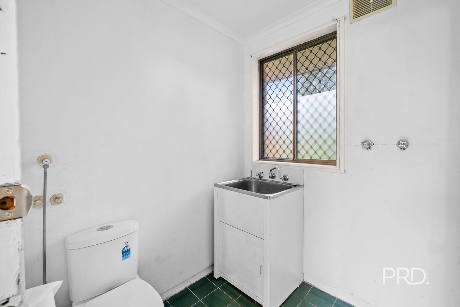 40 Callaghan Street ASHMONT 10