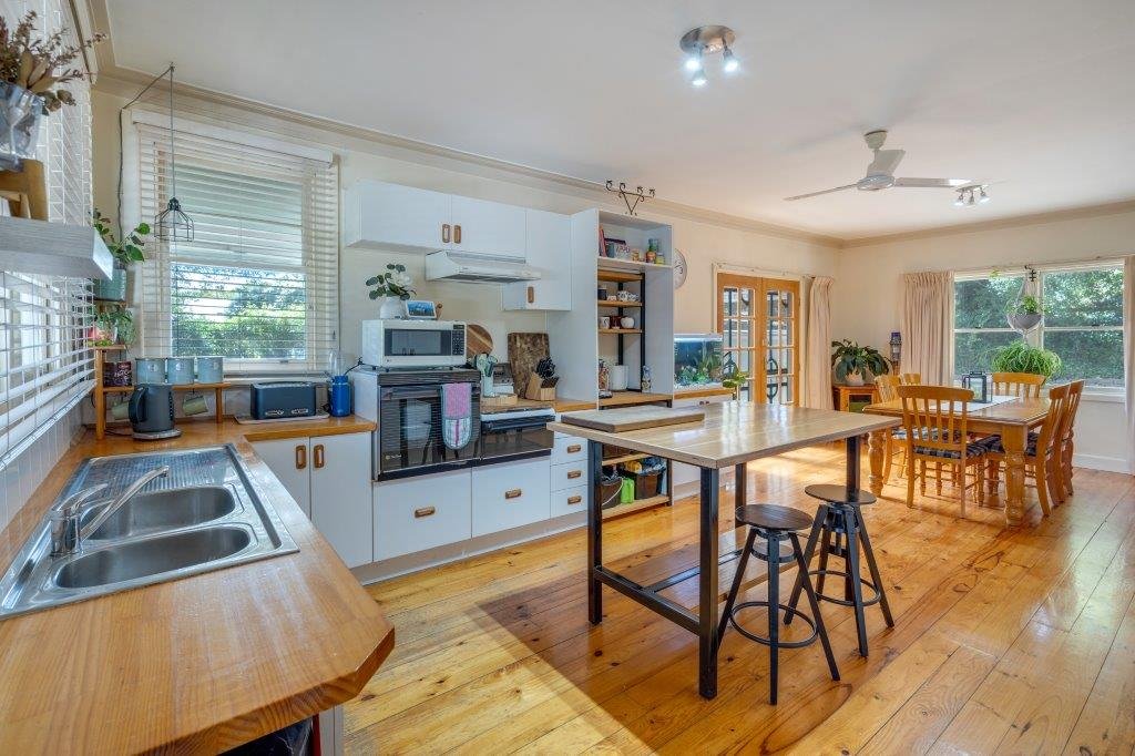 Real Estate and Property in 40 Calthorpe Street, Gisborne, VIC