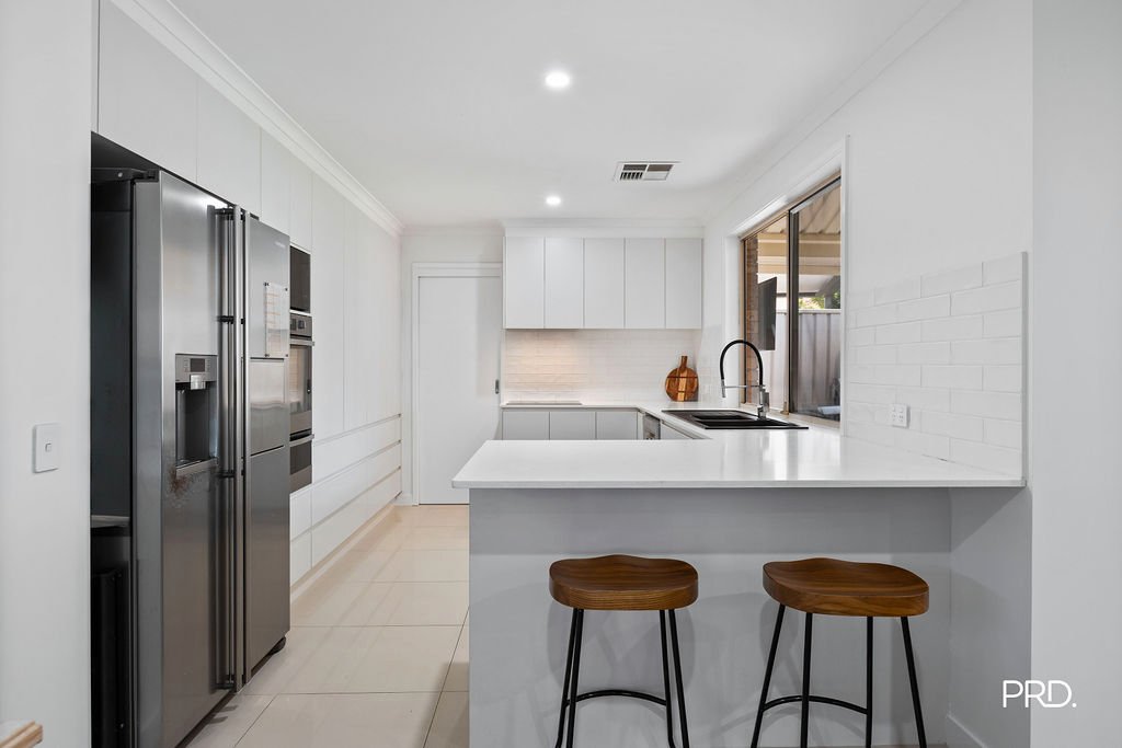 40 Camellia Avenue GLENMORE PARK 9