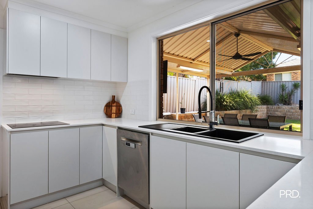 40 Camellia Avenue GLENMORE PARK 10