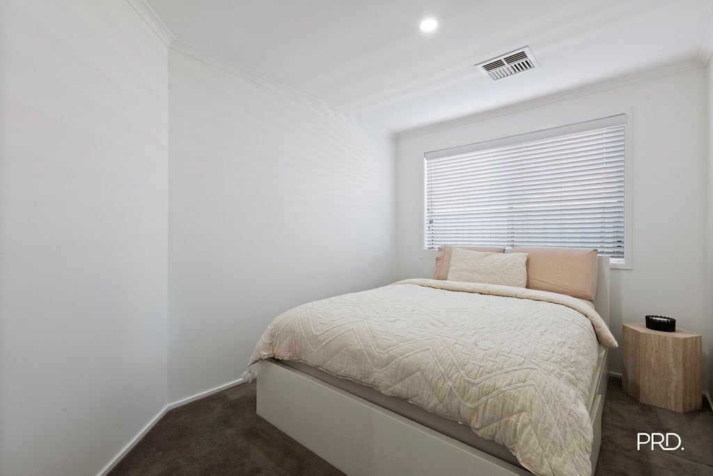 40 Camellia Avenue GLENMORE PARK 15
