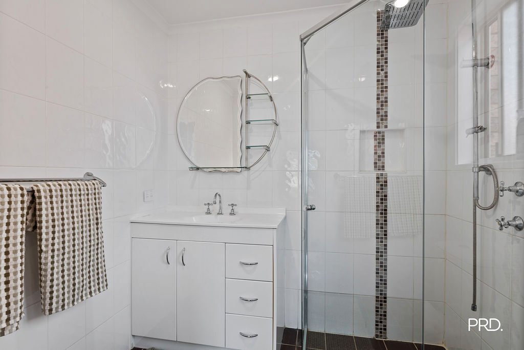 40 Camellia Avenue GLENMORE PARK 16