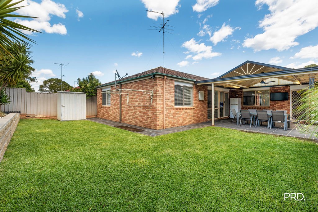 40 Camellia Avenue GLENMORE PARK 21