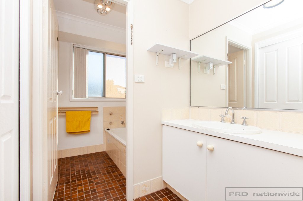 40 Carr Street RUTHERFORD 9