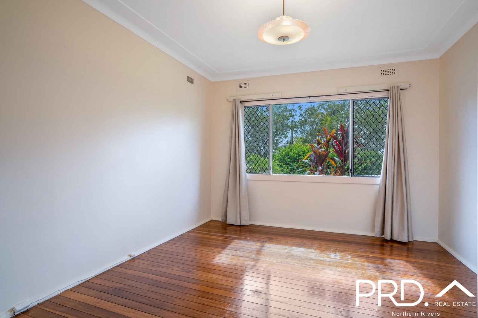 40 Centre Street CASINO 10