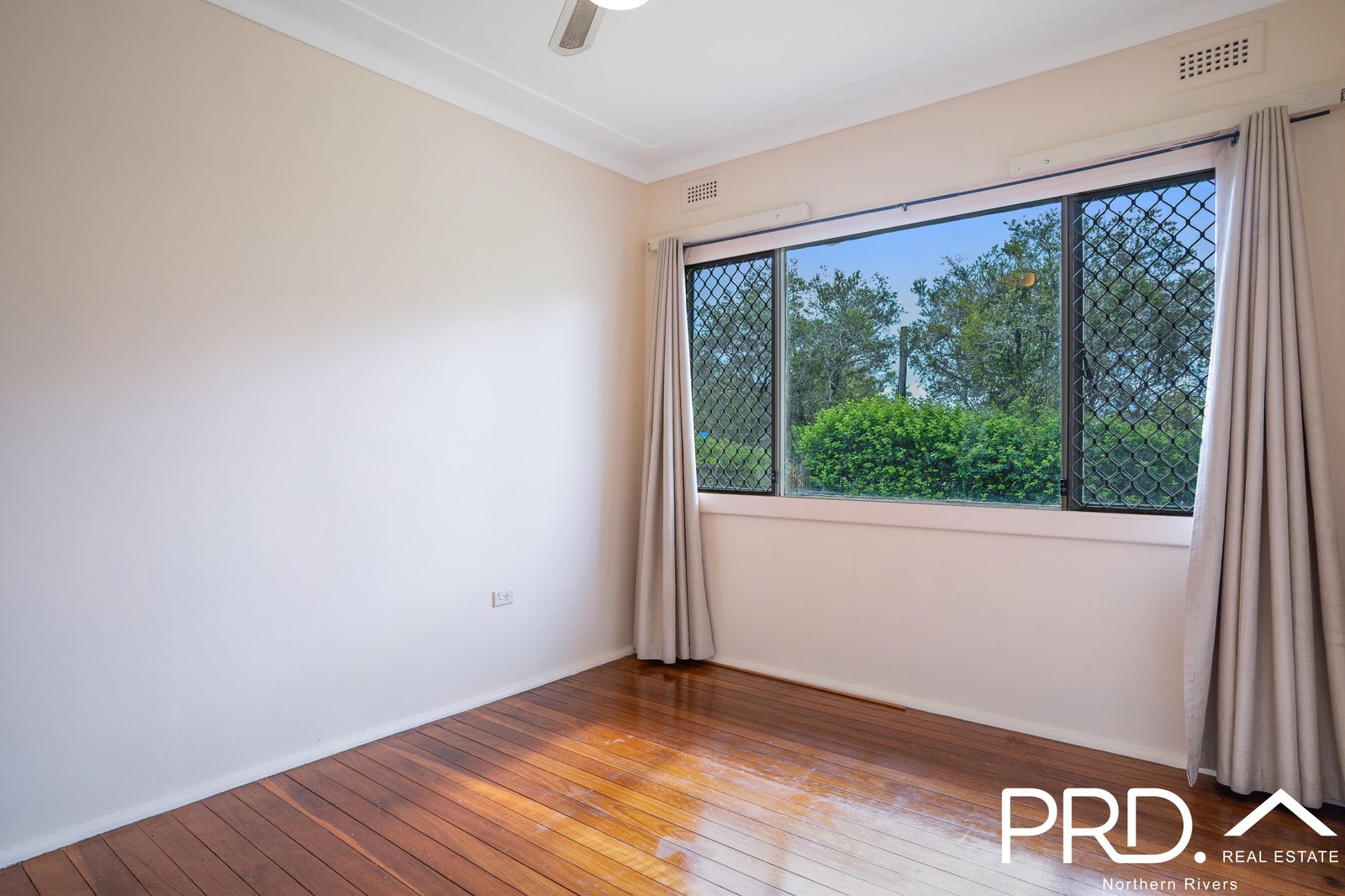 40 Centre Street CASINO 12