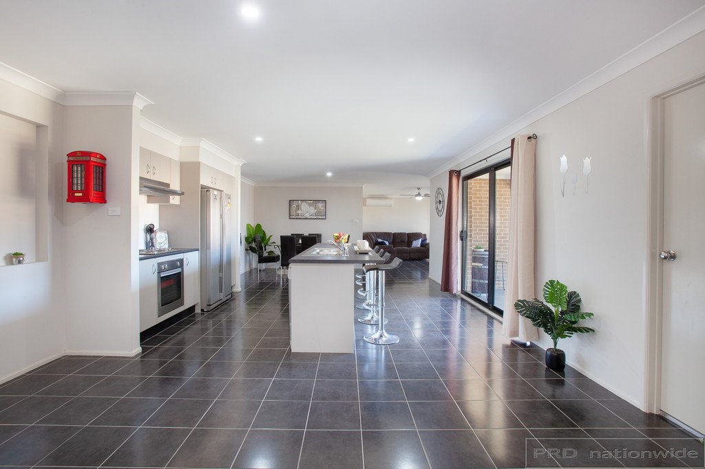 40 Clayton Crescent RUTHERFORD 2