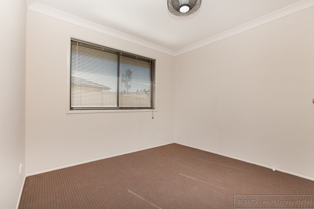 40 Clayton Crescent RUTHERFORD 23