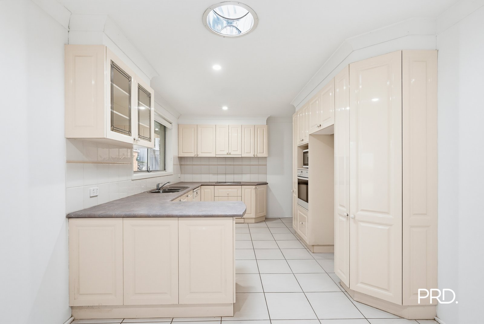 40 Cliffbrook Cres  Leonay 1
