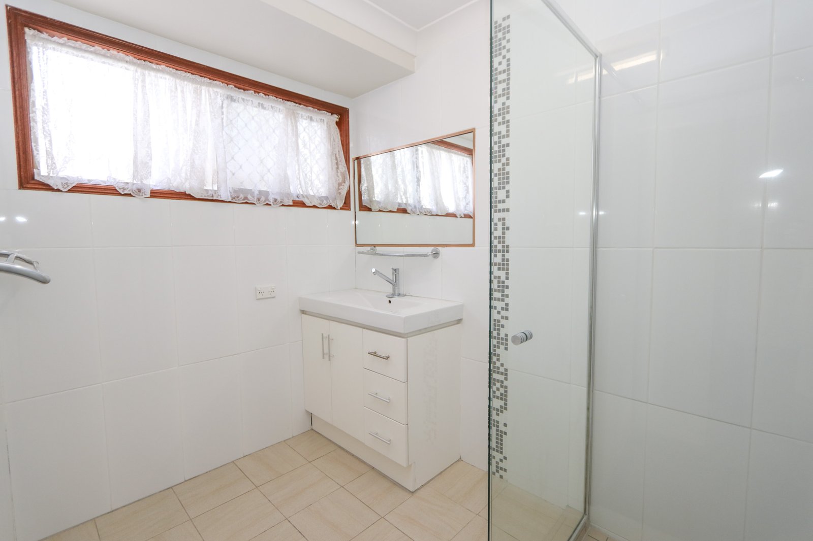 40 Constellation Crescent MUDGEERABA 9