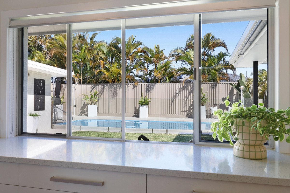 40 Coogeen Street Bundall 11