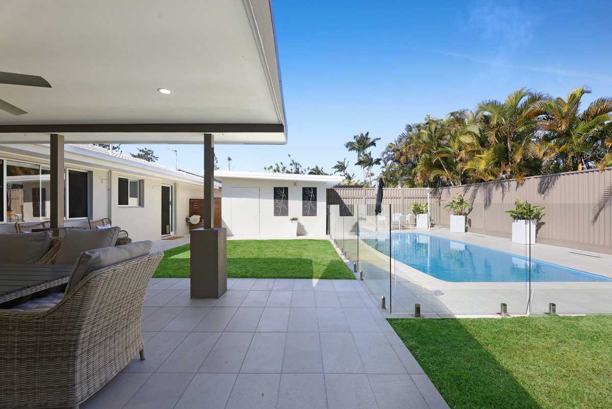 40 Coogeen Street Bundall 13