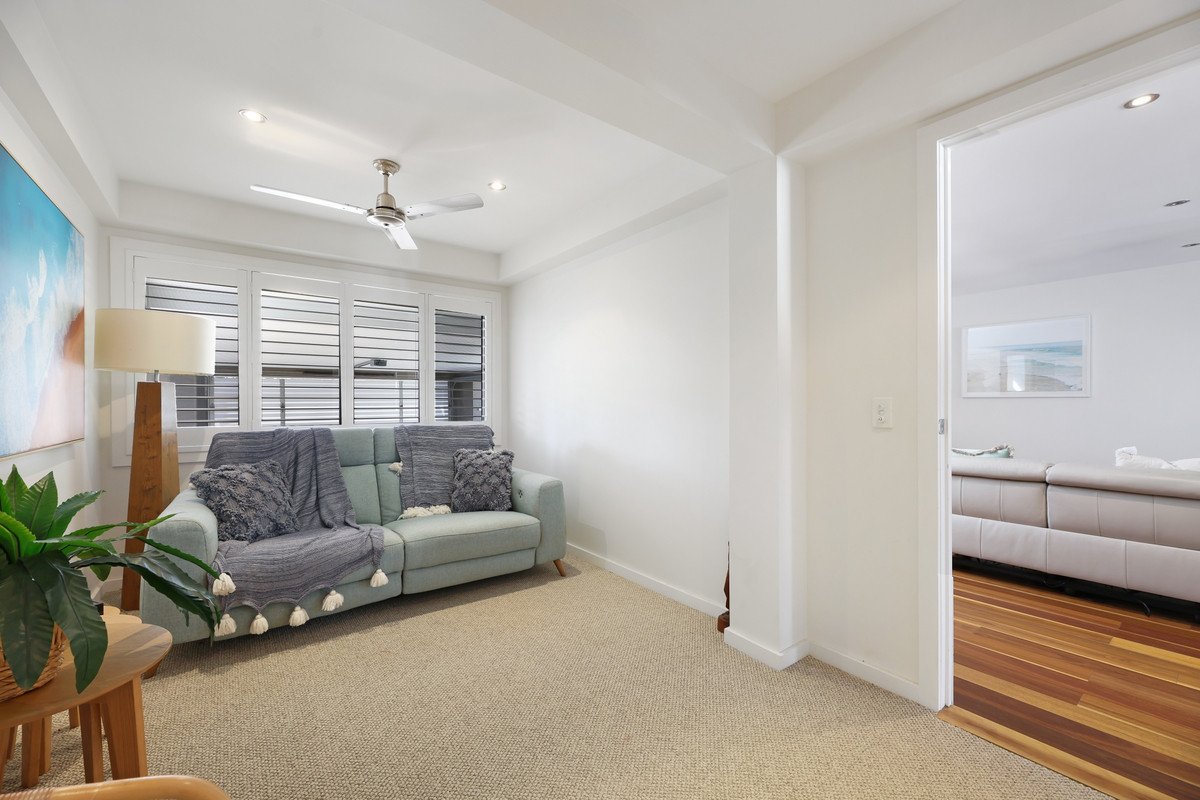 40 Coogeen Street Bundall 23