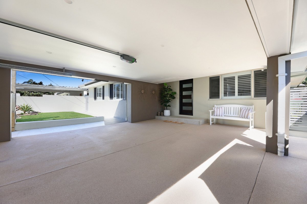 40 Coogeen Street Bundall 27