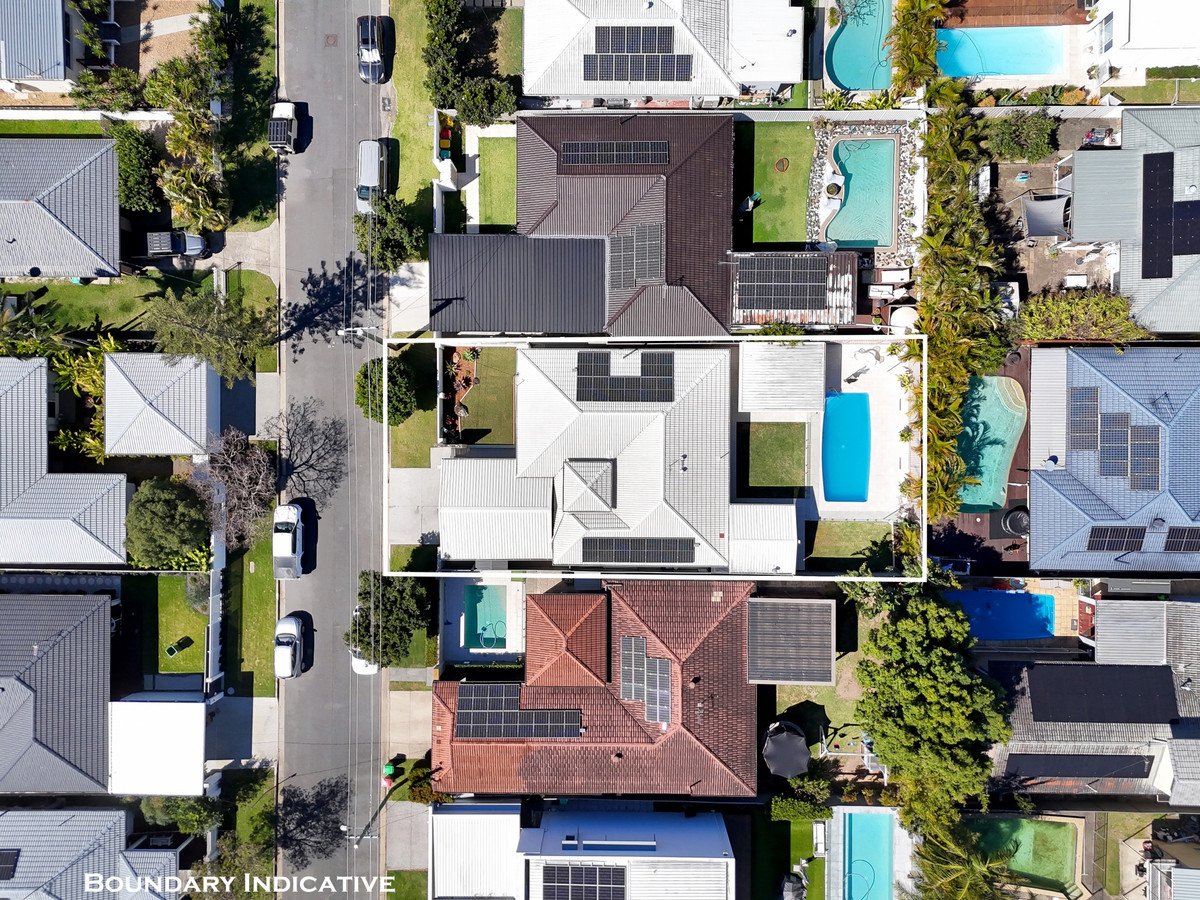 40 Coogeen Street Bundall 29