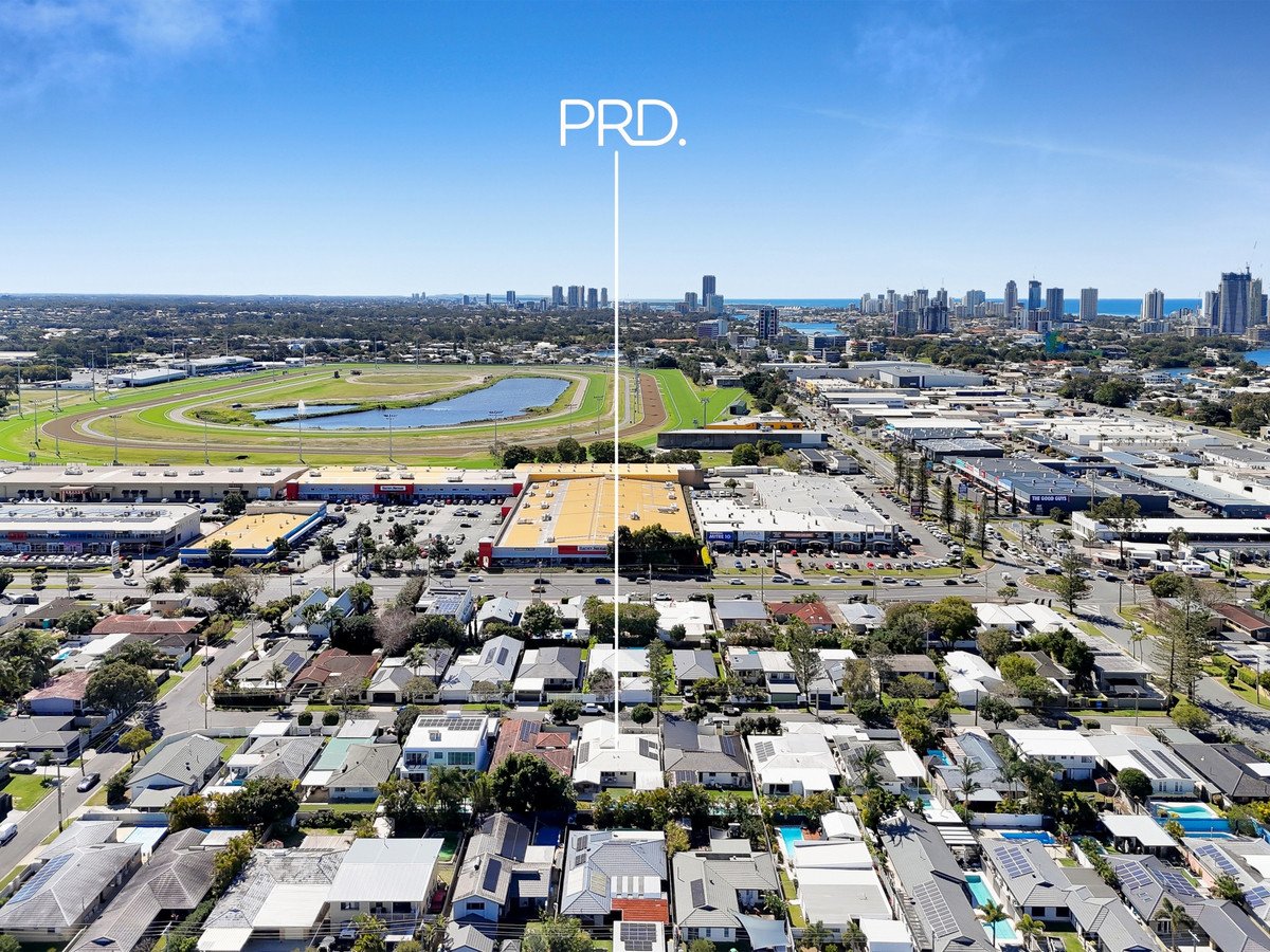 40 Coogeen Street Bundall 32