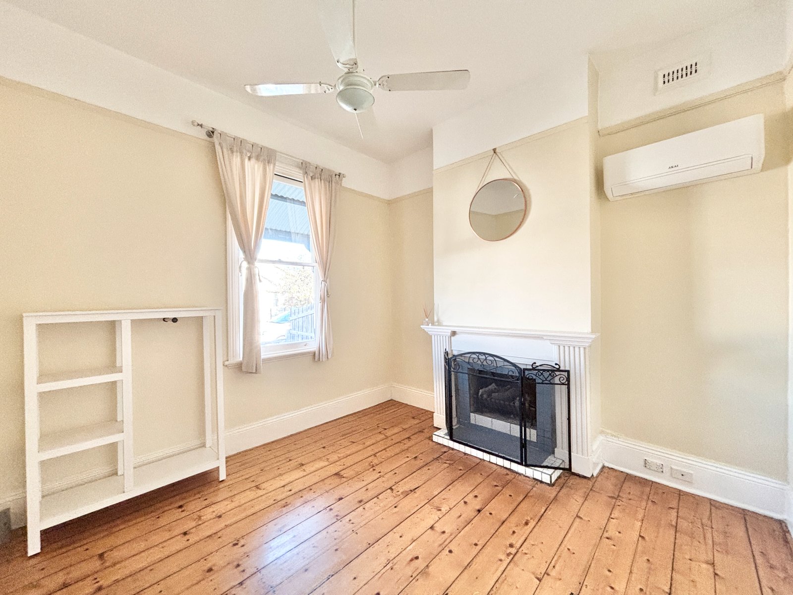 Gallery: 40 Crofton Street