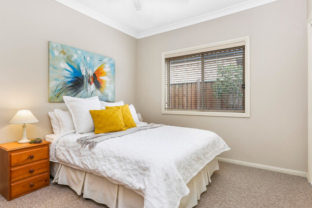 40 Delmont Place KANAHOOKA 7