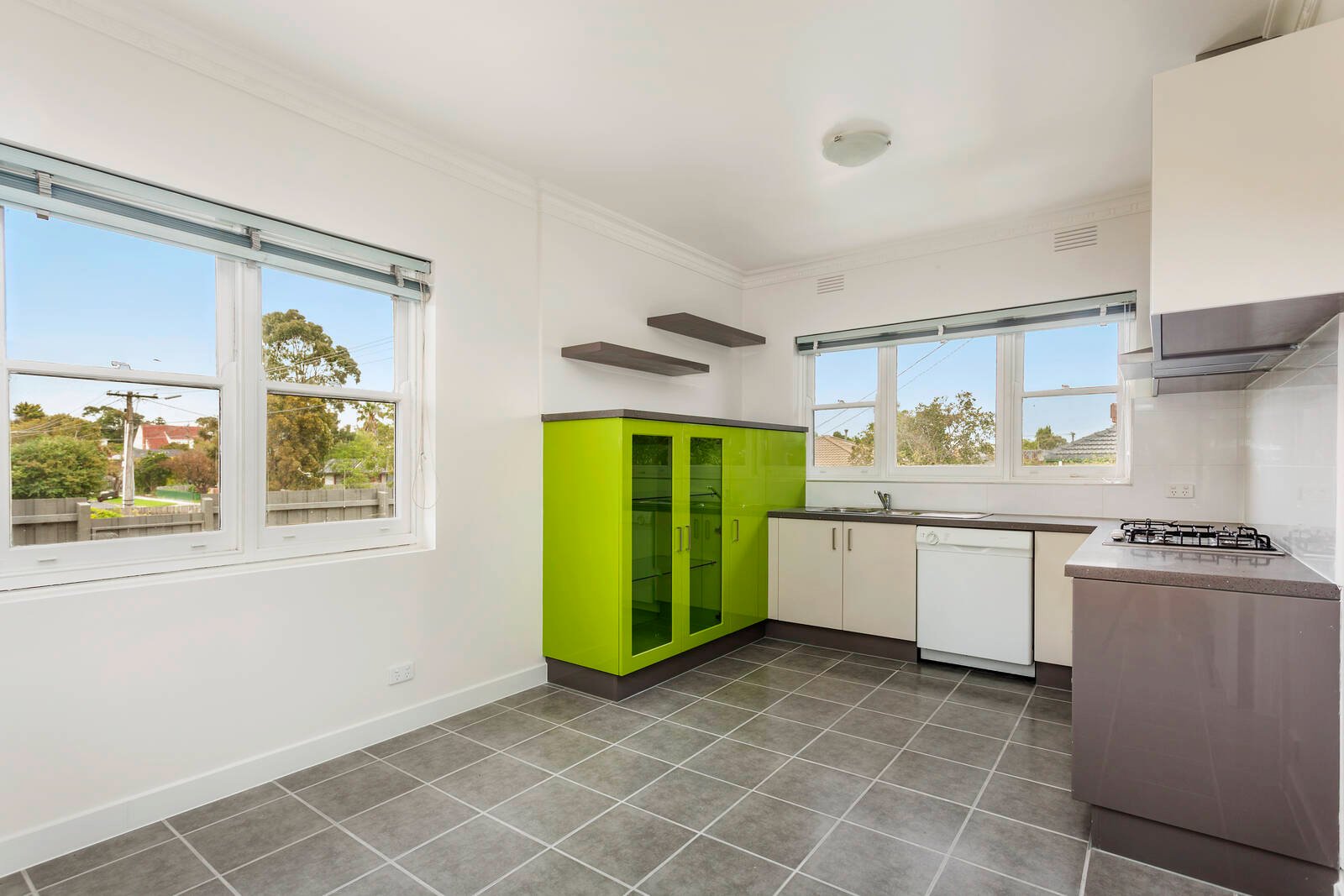 Real Estate and Property in 40 East Boundary Road, Bentleigh East, VIC