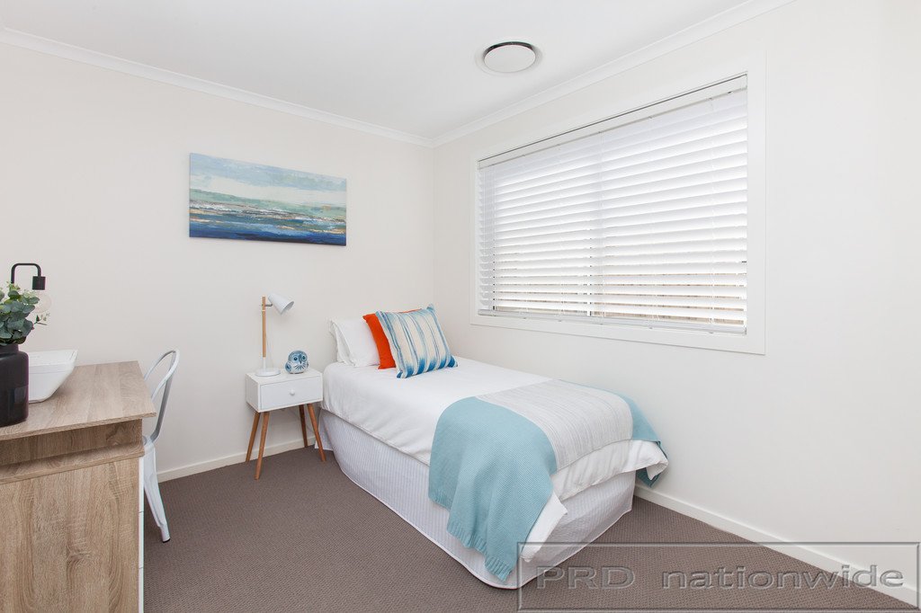 40 Emperor Parade CHISHOLM 23