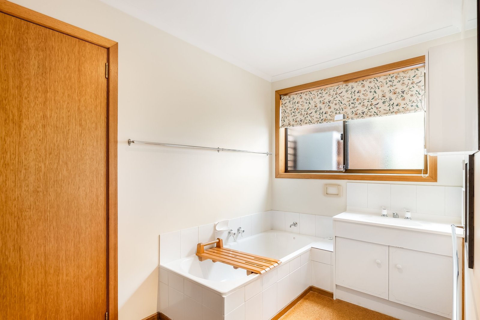 40 Fairway Drive KINGSTON 8