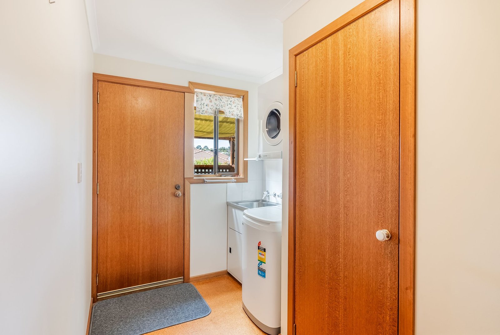 40 Fairway Drive KINGSTON 11