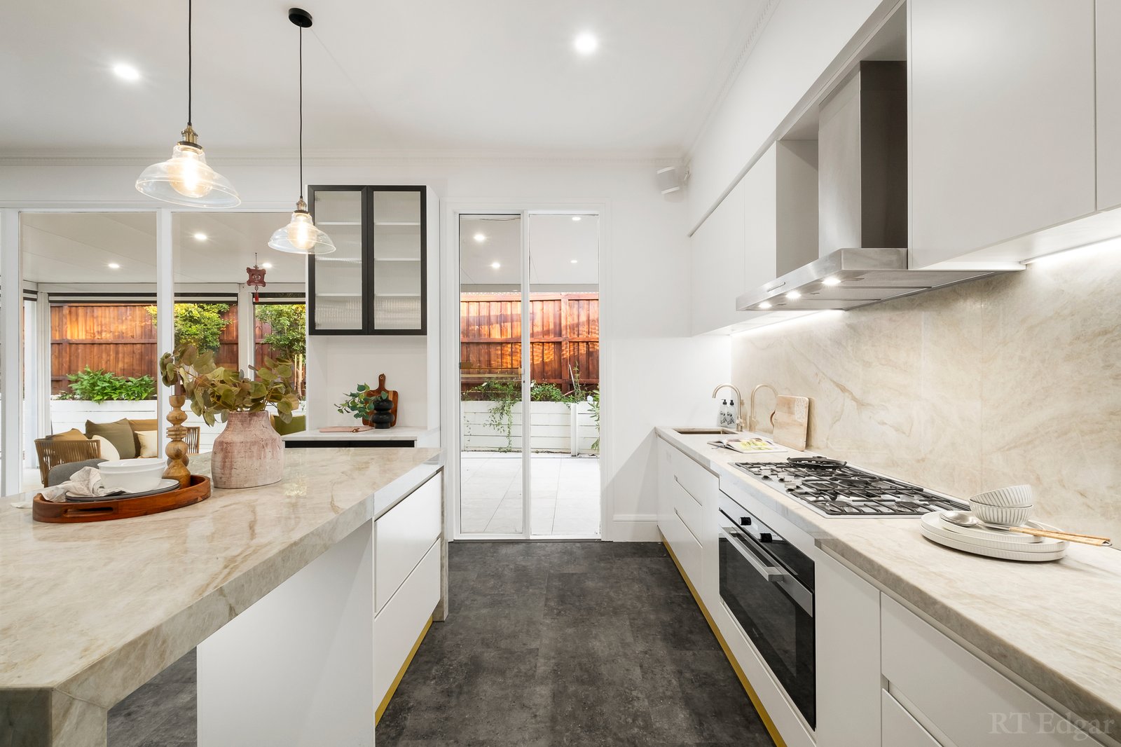 Real Estate and Property in 40 Gardiner Parade, Glen Iris, VIC