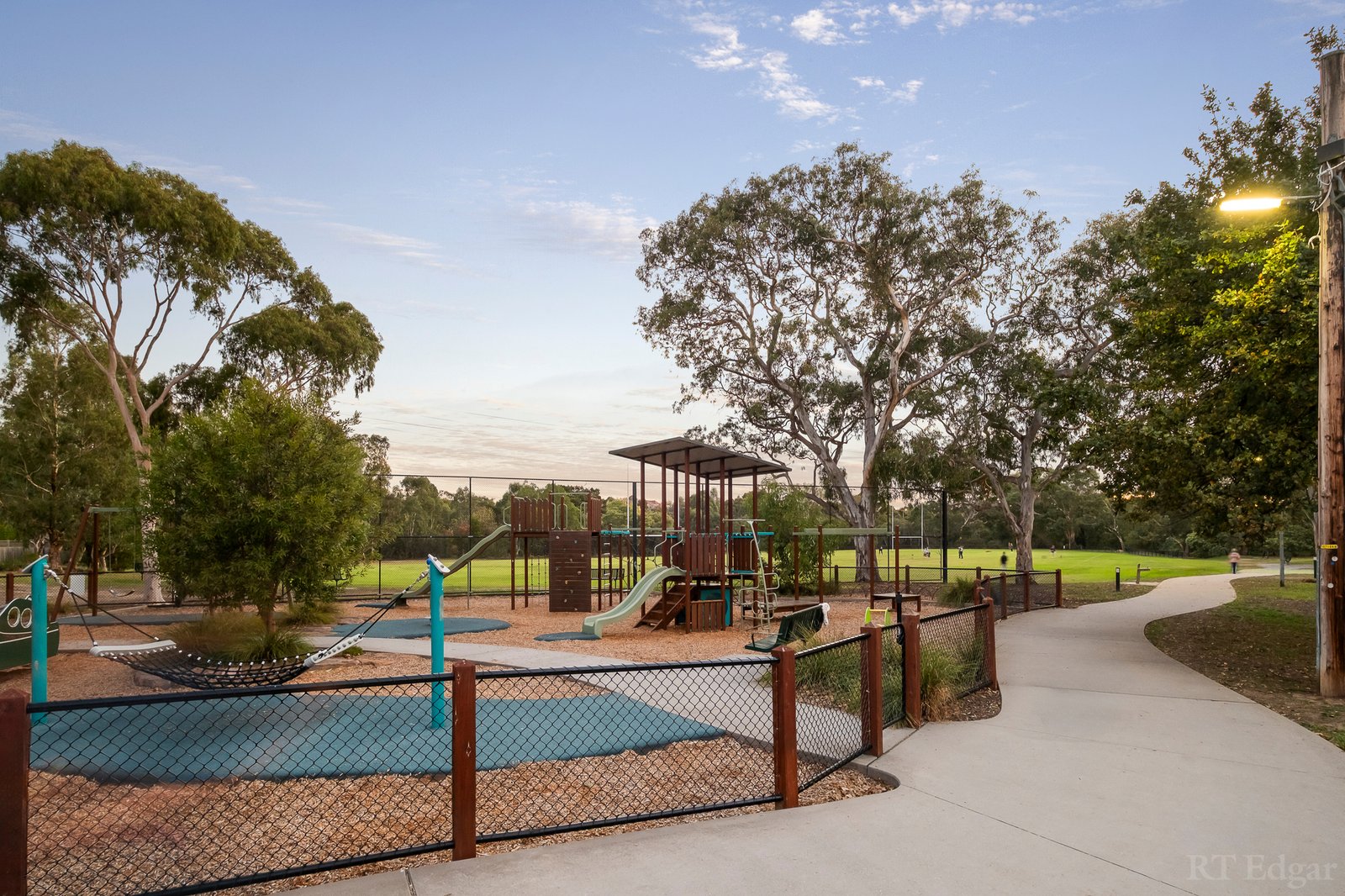 Real Estate and Property in 40 Gardiner Parade, Glen Iris, VIC