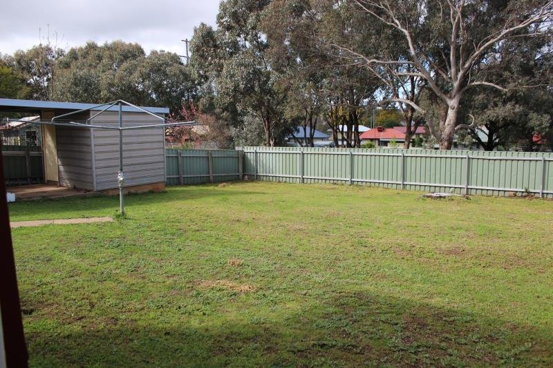 40 Gilmore Avenue MOUNT AUSTIN 8