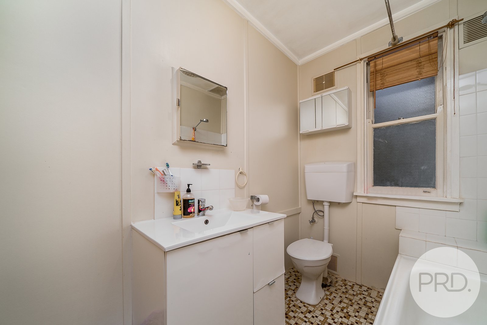 40 Gilmore Avenue MOUNT AUSTIN 7