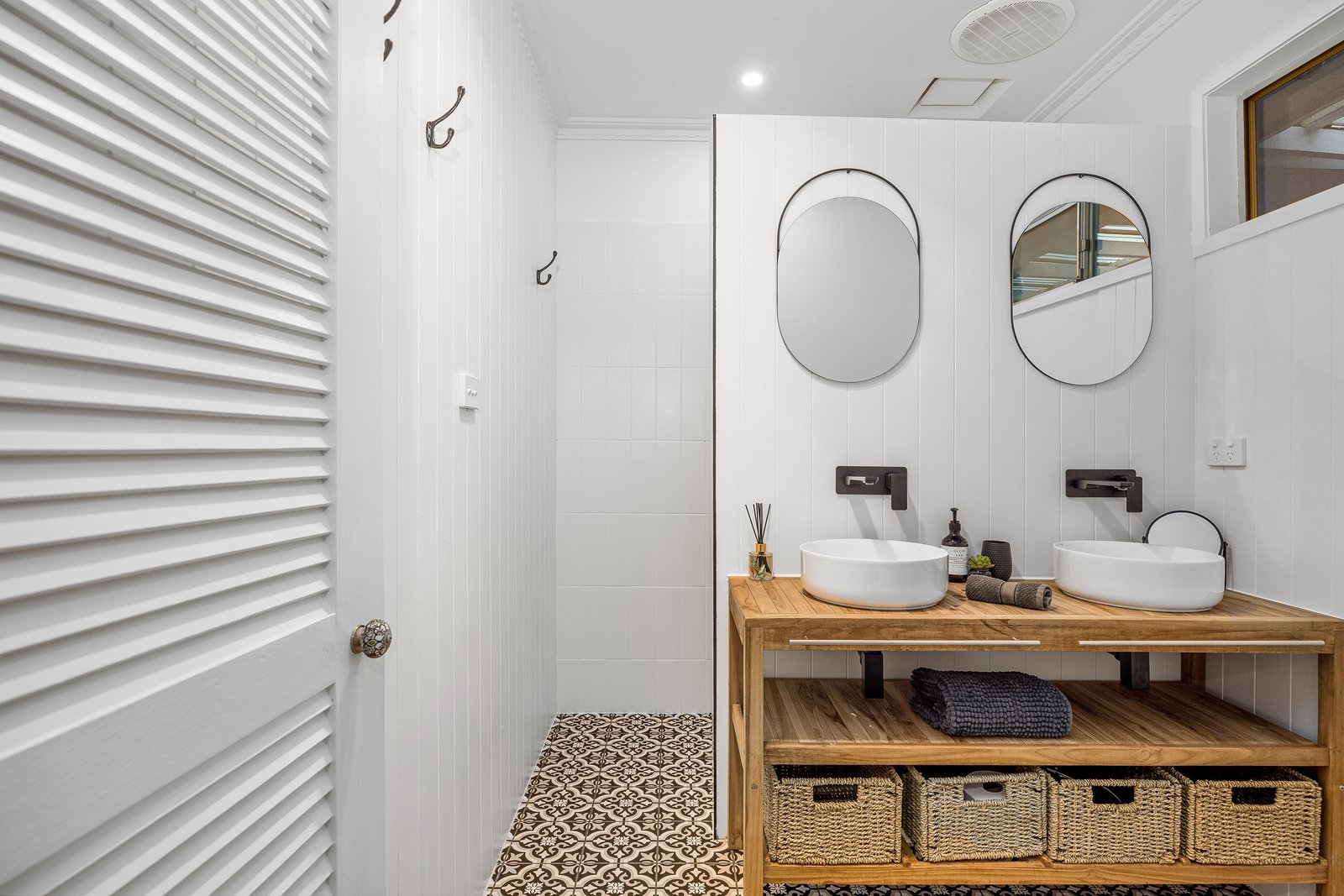 Real Estate and Property in 40 Grandview Avenue, Rye, VIC