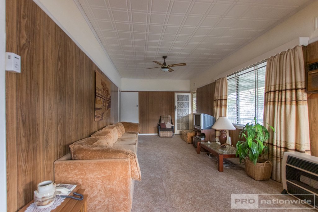 40 Groves Street TALBINGO 2