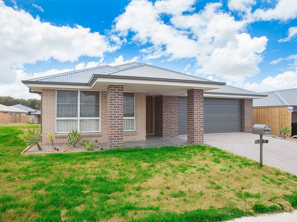 40 Harvest Boulevarde  CHISHOLM 1