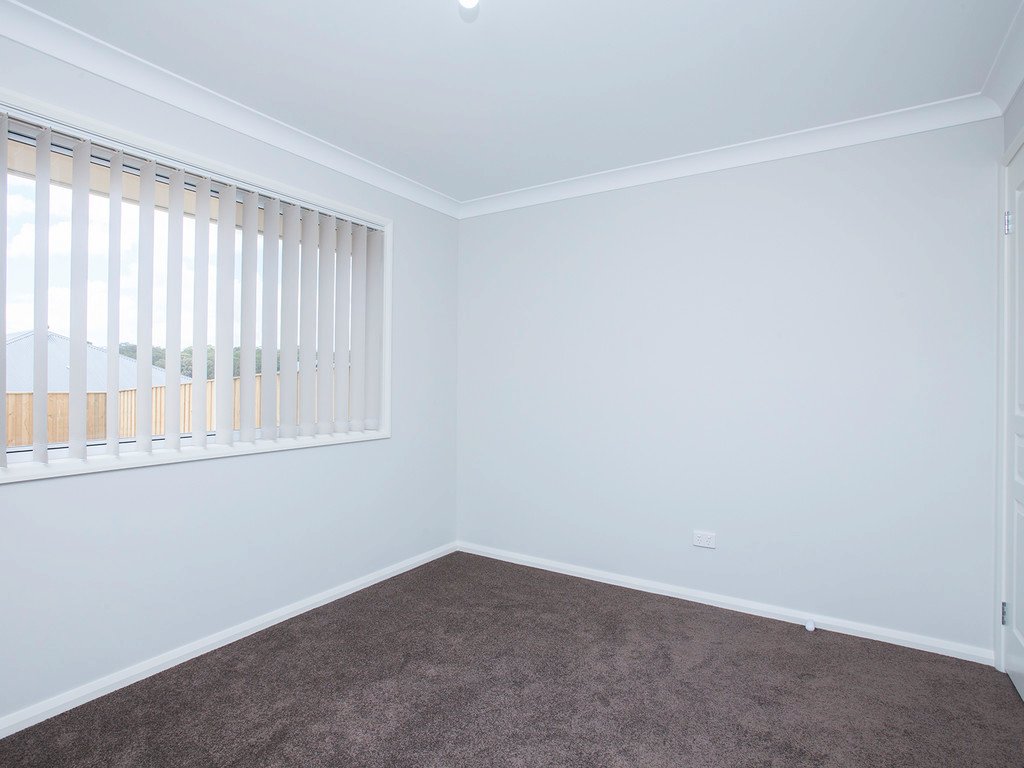 40 Harvest Boulevarde  CHISHOLM 6