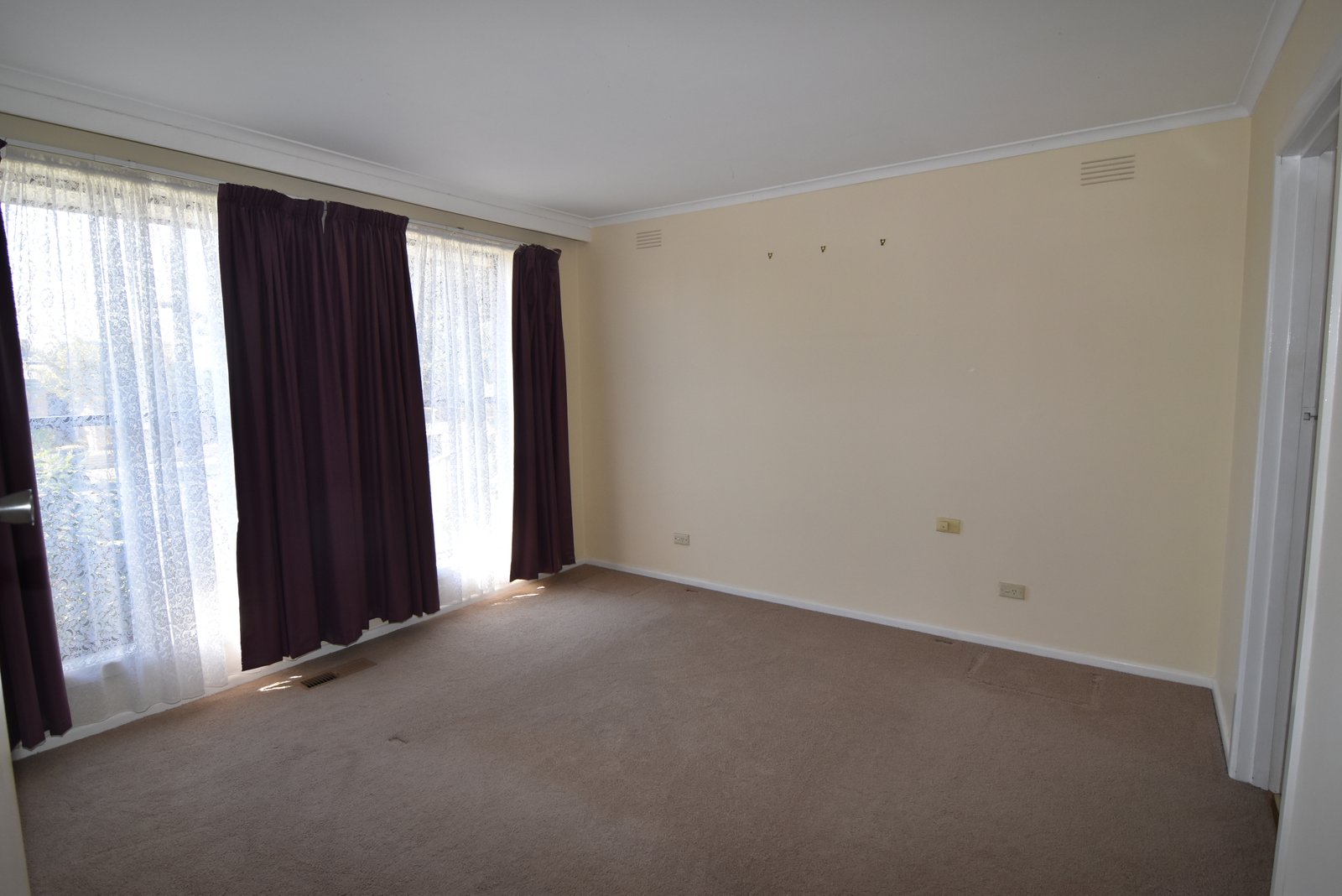 Gallery: 40 Hennessy Avenue