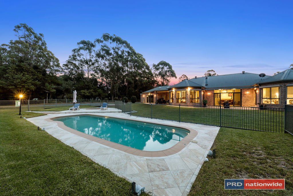 40 Heritage Drive MOONEE BEACH 4