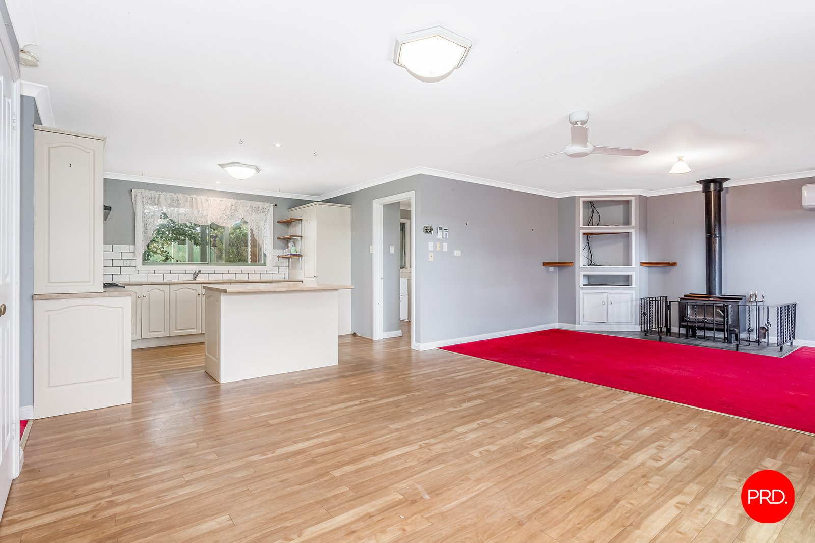 40 Honeysuckle Road LAURISTON 11